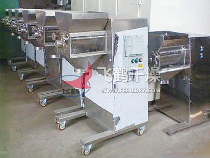 YK系列摇摆式颗粒机